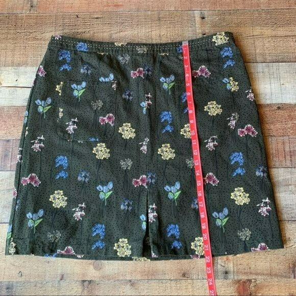 Vintage White plus size stuff skirt green flower knee length - Picture 3 of 9